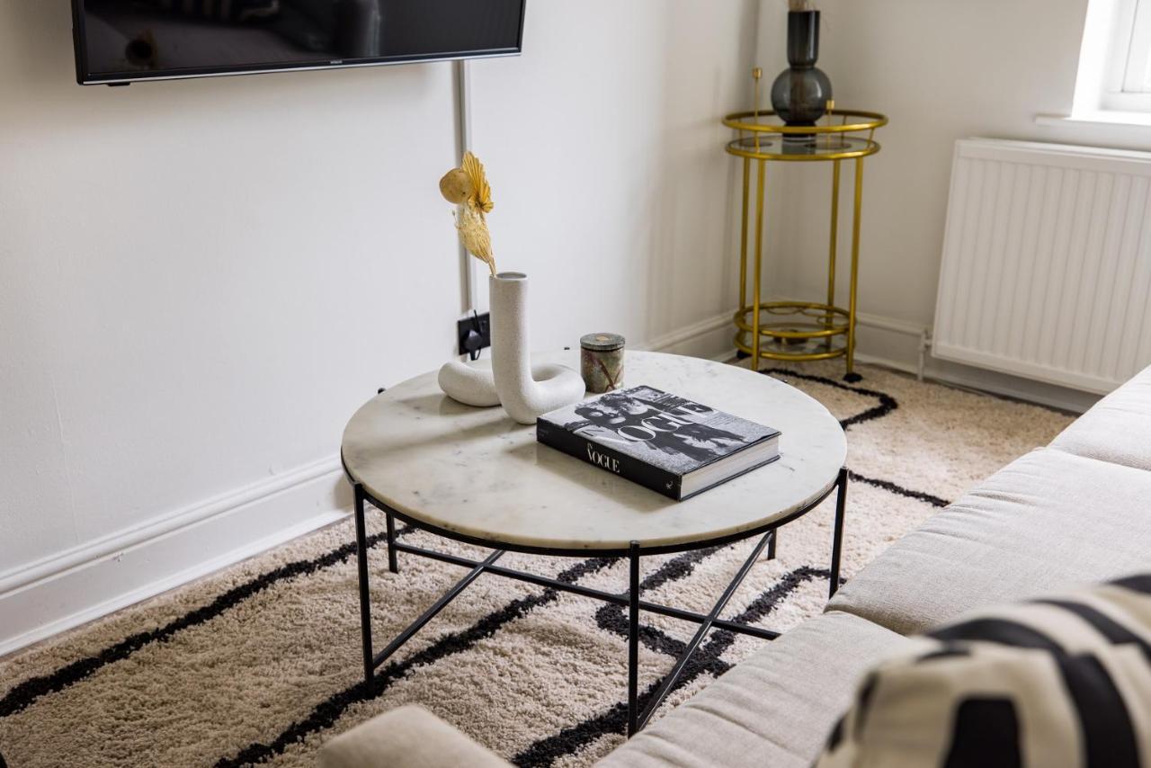 The Kensington And Chelsea Classic - Glamorous 2Bdr Flat ลอนดอน ภายนอก รูปภาพ