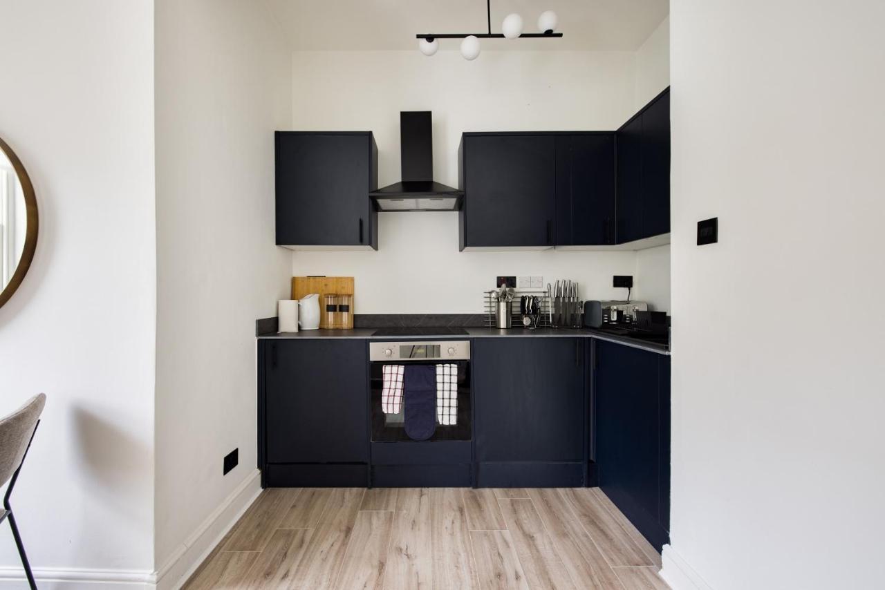 The Kensington And Chelsea Classic - Glamorous 2Bdr Flat ลอนดอน ภายนอก รูปภาพ