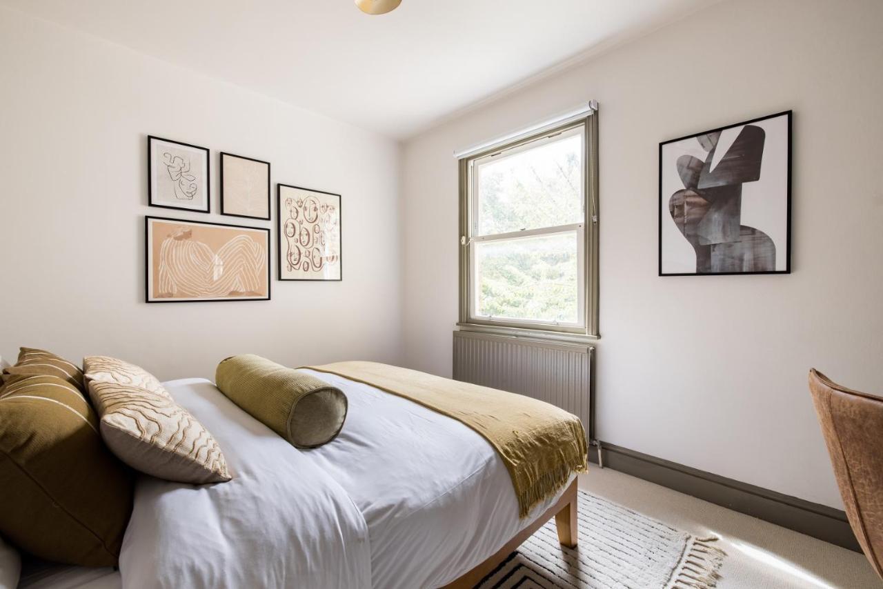 The Kensington And Chelsea Classic - Glamorous 2Bdr Flat ลอนดอน ภายนอก รูปภาพ