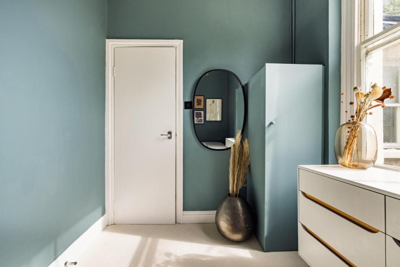 The Kensington And Chelsea Classic - Glamorous 2Bdr Flat ลอนดอน ภายนอก รูปภาพ